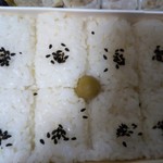 Kiyoken Shiei Chikatetsu Azamino Eki Ten - シウマイ弁当 ８３０円(税込)(2018年1月3日撮影)