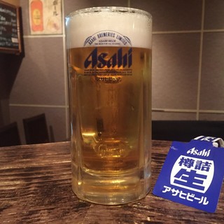 生ビールにもこだわりを！アサヒ樽詰め生ビール使用！