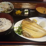 Izakaya Enza - 特大ホッケ定食