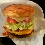 Ken's Burger - 古町MADバーガー( crazy jumbo ) ￥1580