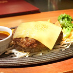 Meat Yazawa Nagoya - デミグラスチーズハンバーグ