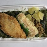 HottoMotto Nagaoka Ten - 数日前に買った 定番ののり弁当
                        これは３３０円