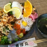 しらす料理の豊洋丸 - トリプル丼 ￥1300