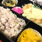 お食事処 そこそこ - なんと500円