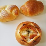 K BAKERY - ゆめちからの塩ぱん（１１０円）、エンサイイマダ（１２０円）、ポテトフランス（１５０円）