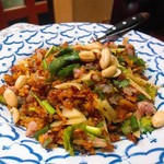 Izakaya Thai - ネームックっ。辛いけどコクもあって激ウマ。ソーセージとお米とスパイス。辛さは調節してくれますよ。