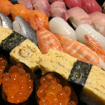 Sushi Izakaya Yatai Zushi Iwata Eki Mae Cho - 