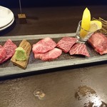 焼肉 有牛 - 