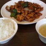 風の音 - ランチ　鶏肉とクワイの炒め物