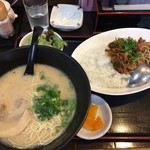 Nagahama Ramen Kotaro Isahaya Bypass Ten - キムチカルビ定食、ラーメンは普通サイズ