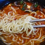 Anraku Tei Noda Ten - ユッケジャンラーメン583円　麺アップ