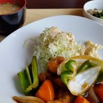 M's Kitchen - Bランチ（この日は酢鶏でした）。