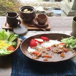 ギャラリーしょうざん - 備前カレー この日はいちごのフルーツカレー