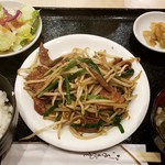 Hanayaka - レバニラ定食：500円