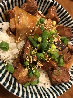 Ton Tora Maebashi Tenkawa Ooshimachoten - 豚丼（中）