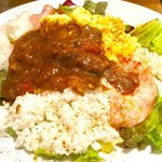 Casual American Restaurant BBS - 「アメリカンライス」(ランチ、850円)。サラダバー、スープバー、ドリンクバーが付く。