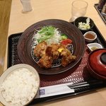 大戸屋 - 香味唐揚げ定食（￥880）