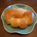 PAN de COMA Kagiya Ten - クリームパン(140円)