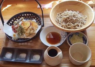 Teuchi Soba Do - 野菜天もり 1,050円