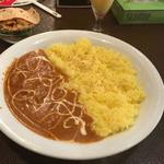 スパイス6 - カレーライスセット (サラダ付き) (650円)