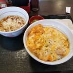 なか卯 - 4種チーズの親子丼+冷やし小うどん