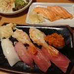 Sushi Izakaya Yadai Zushi Iwakuni Eki Mae Cho - 