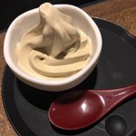 うなぎ屋たむろ多真 - ほうじ茶味のソフトクリーム