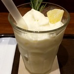 Ueshima Coffee Ten Azabu Juban Ten - ピニャコラーダのグラニータ