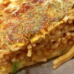 Okonomiyaki Kiraku - 20180919豚モダン・断面