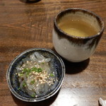 塚本鮮魚店 - お茶とお通し