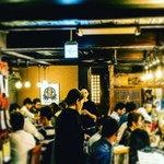 Date na Izakaya Akazaru - 