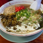 Shekarashika Nigawa Honten - ラーメン(並)＋からし高菜