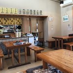 Akebono - 店内をパシャ 平日の１１時５０分
                      壁上にメニューが・・