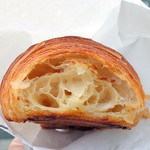 Boulangerie NARUI - クロワッサン200円