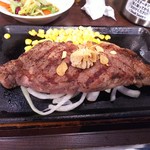 IKINARI STEAK Ionmoru Shinkomatsu Ten - サーロイン200ｇけっこうでかいです