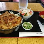 めいと - 焼肉丼 普通盛り