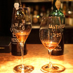 Ne Plus Ultra - Porto 1966 Messias と Bastardo 1927 Madeira の飲み比べ