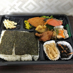 Hinomaru Tei Higashisapporoten - のり鮭弁当