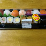 eashion Premier Ikebukuro Tobu Ten - 自分はてまりＳＵＳＨＩ（780円）を