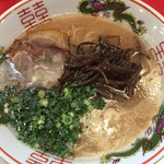 Hakata Ramen Gatsun Ryogoku Ten - ガツンラーメン¥530。替玉ひとつまで無料。