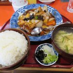 鳳蘭 - 日替わり定食（ご飯大盛り）2018.12.17