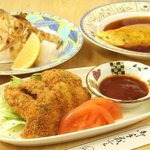 松芳寿司 - 揚げ物・煮物・焼物・・・つまみ料理も充実