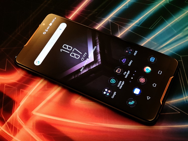 Dedicated gaming ROG Phone revealed with up to 512GB memory, 4K battery ...