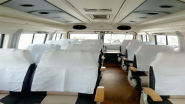 tempo traveller 15 seater 1