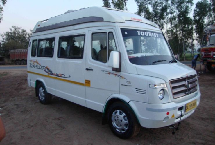 12 seater tempo traveller on rent in delhi