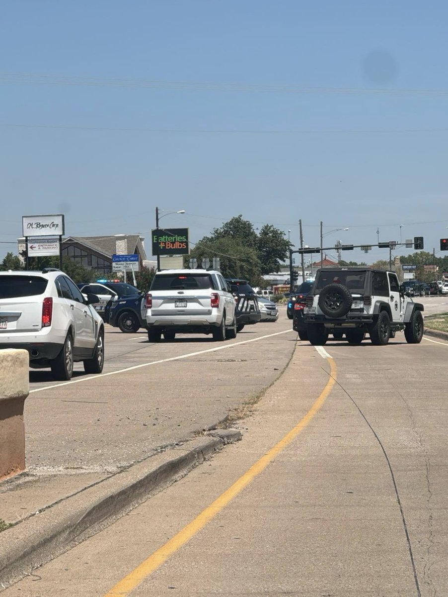 Active police situation and standoff in the 5500 block of Davis Blvd in North Richland Hills - Roadway is closed. AVOID this area