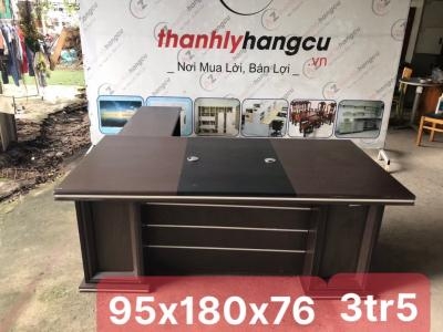 Bàn giám đốc SP000707