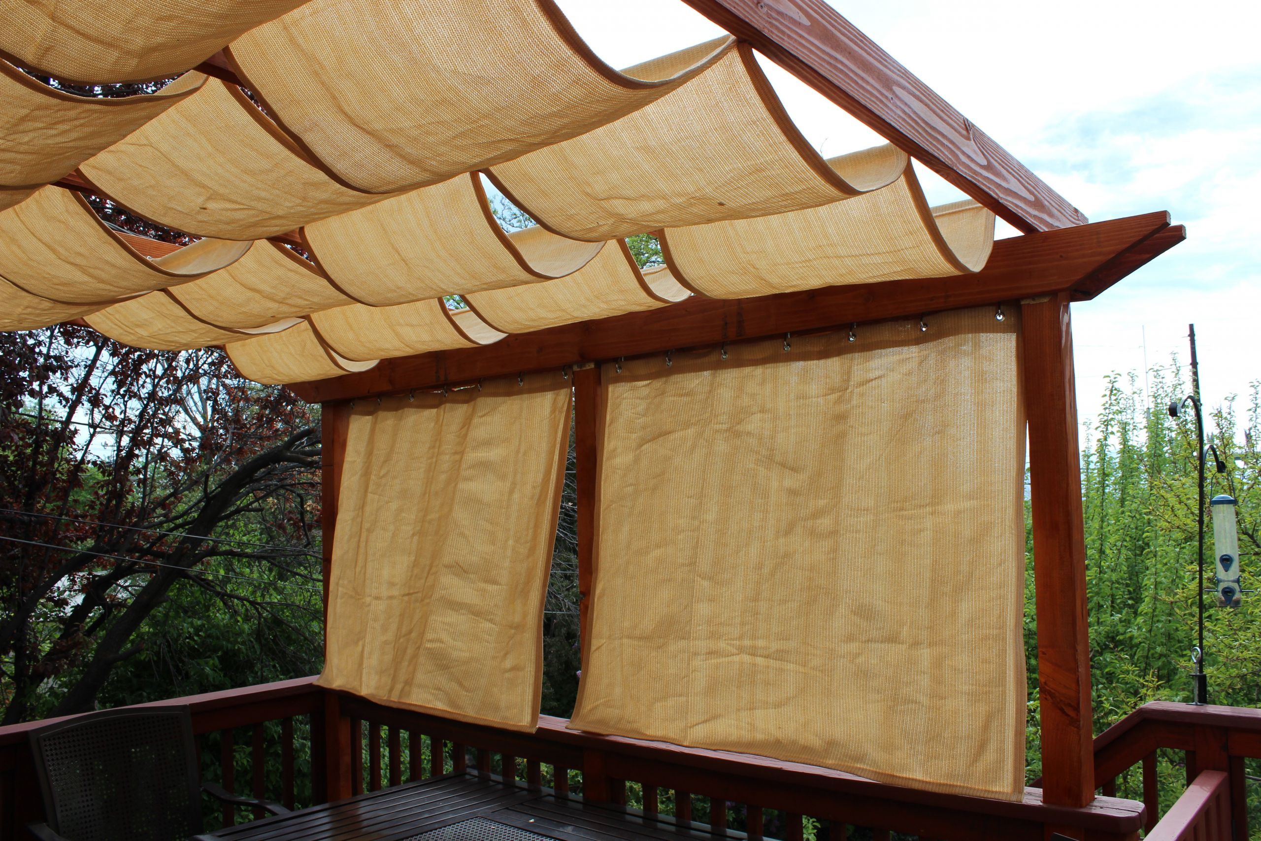 DIY Outdoor Shade
 DIY Pergola