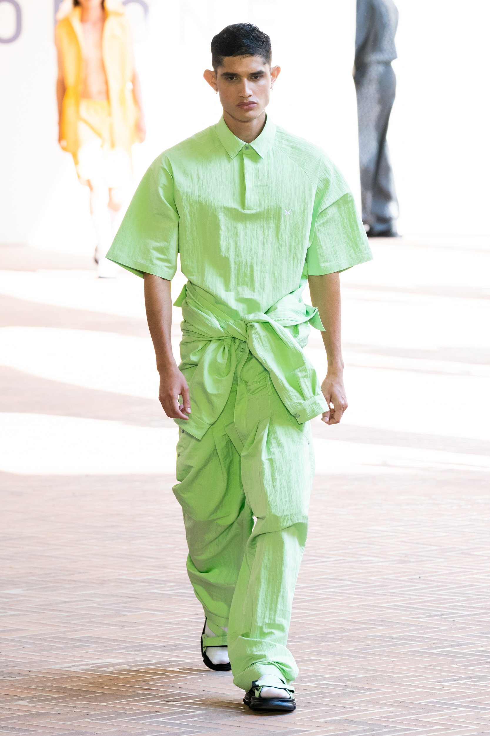 Joeone Spring 2023 Men's Fashion Show 