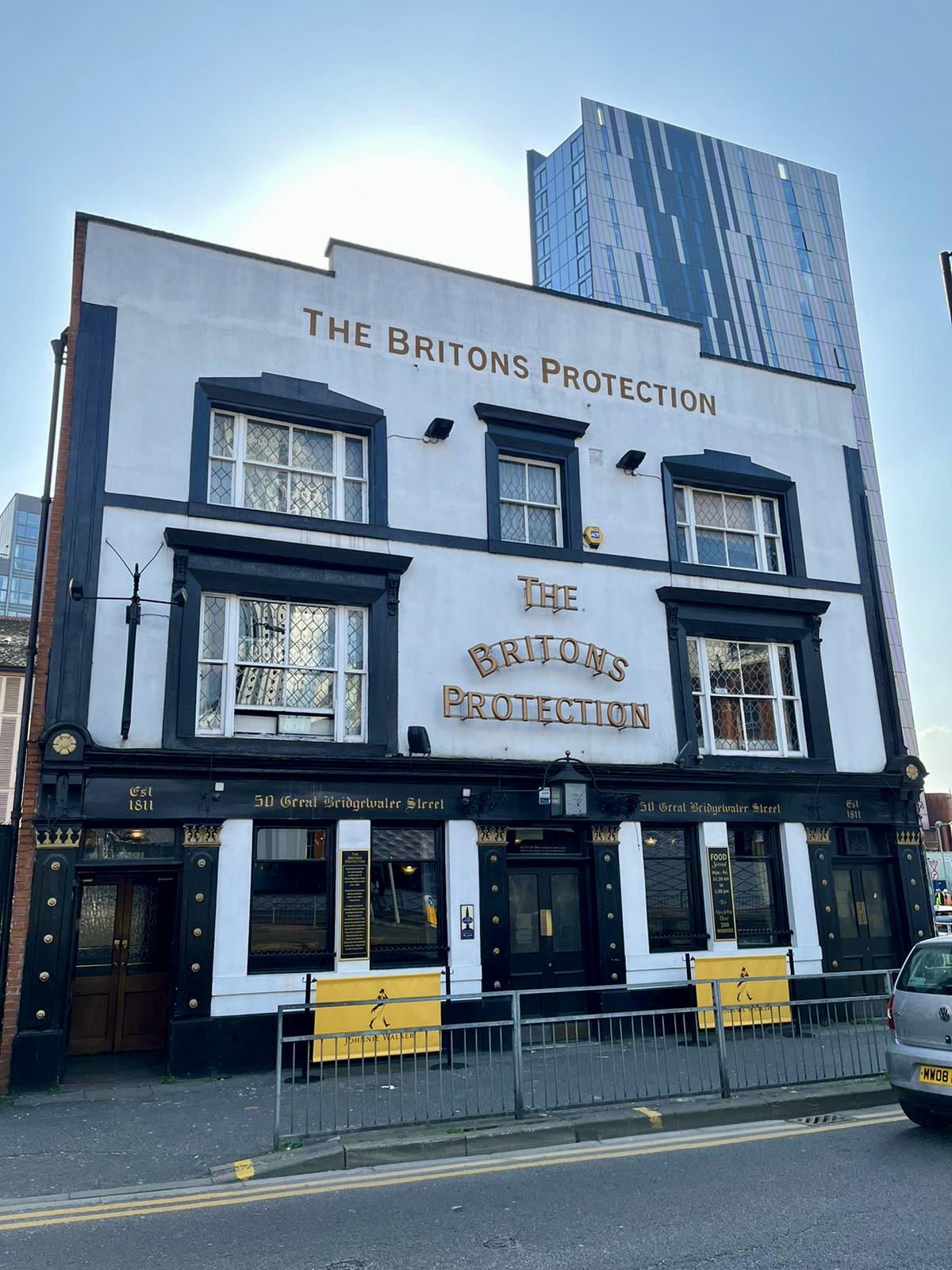 oldest pubs in manchester